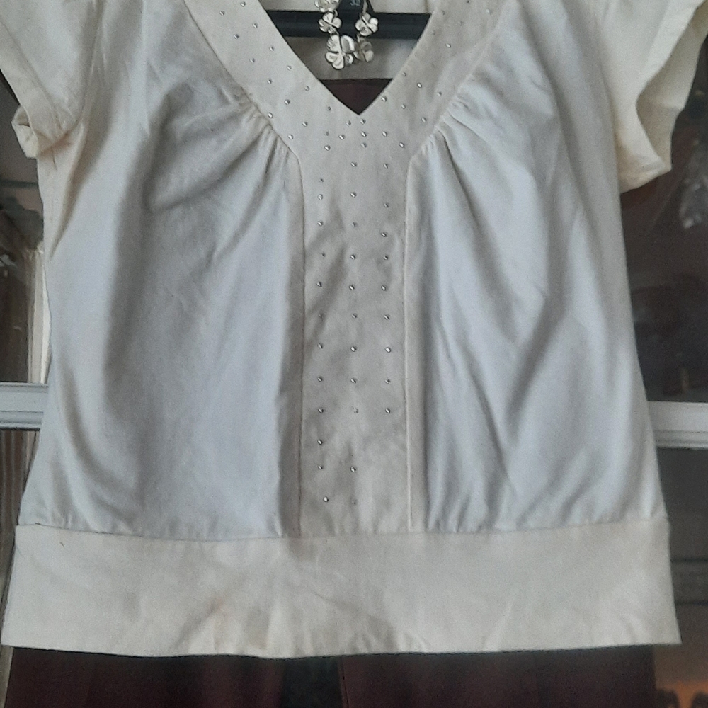 Beautiful cream color short sleeve blouse